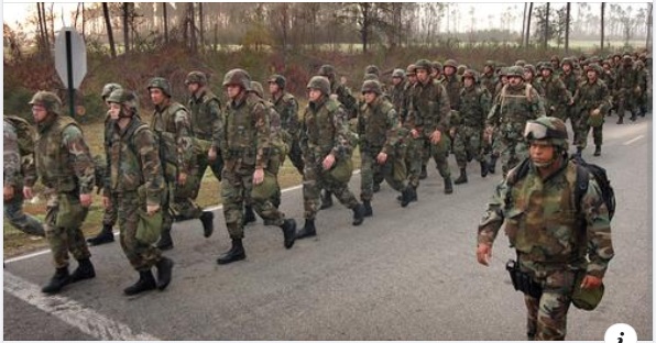 На Донбасі неочікувано для всіх, цілий батальйон “орків” повернув Пyтіну квитки на концерт до Кобзона