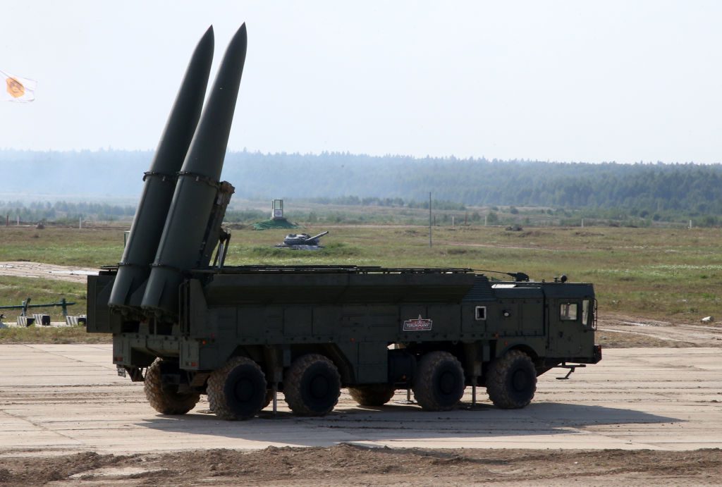 Білорусь підтягнула на кордон ракетні установки “Іскандер” та вивела на позиції системи залпового вогню “Полонез”