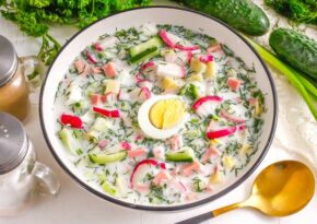 Soppa med kefir – en klassisk sommarrätt med en fräsch twist