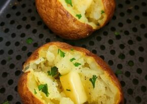 Perfekt bakpotatis i airfryer – krispigt skal och fluffigt inre