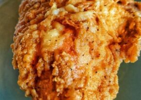 Hemligheten bakom perfekt krispig friterad kyckling avslöjad! Recept