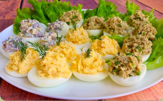 Fyllda ägg på nya sätt – 3 otroligt goda fyllningar. Recept
