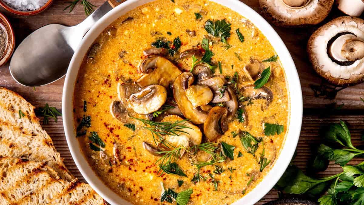 Ungersk champinjonsoppa. Recept