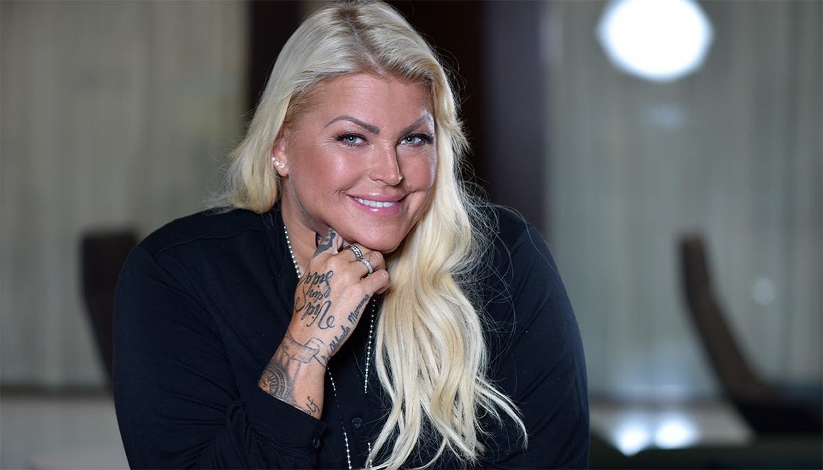 Jeanette Höglund bryter tystnaden – de mörka minnena bär hon fortfarande med sig