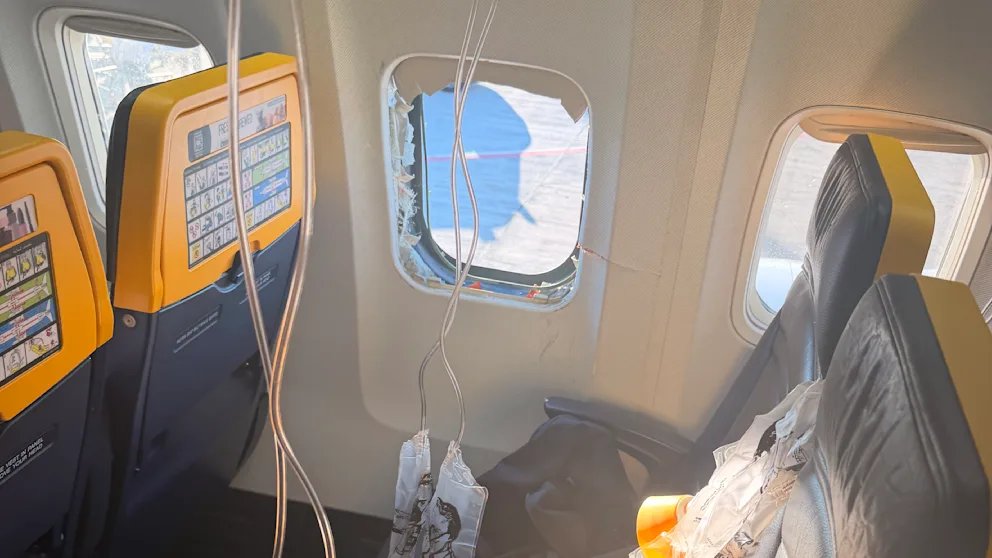 Scheibe auf Ryanair-Flug geplatzt!